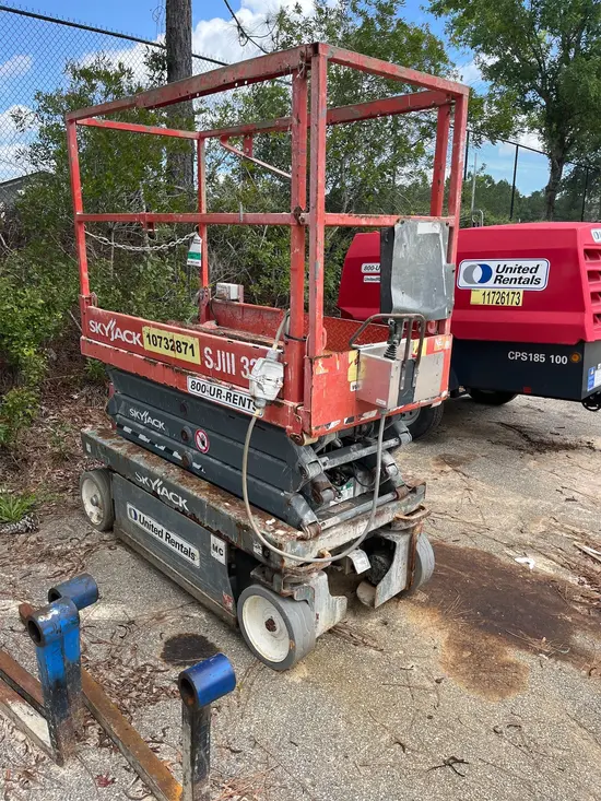 2018 Skyjack SJIII3219 Scissor Lift