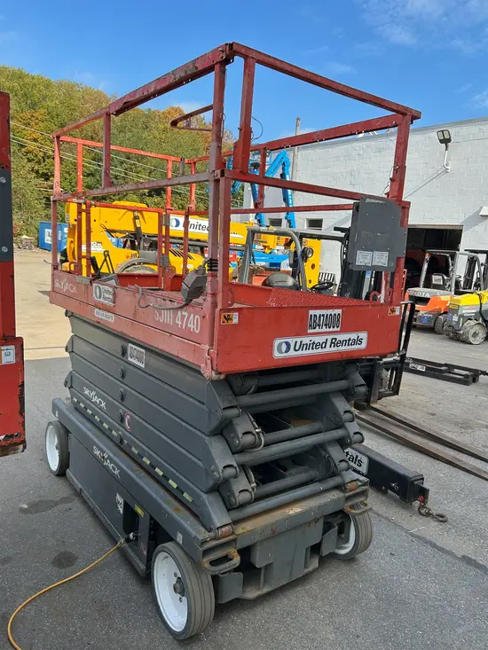 2016 Skyjack SJIII4740 Scissor Lift