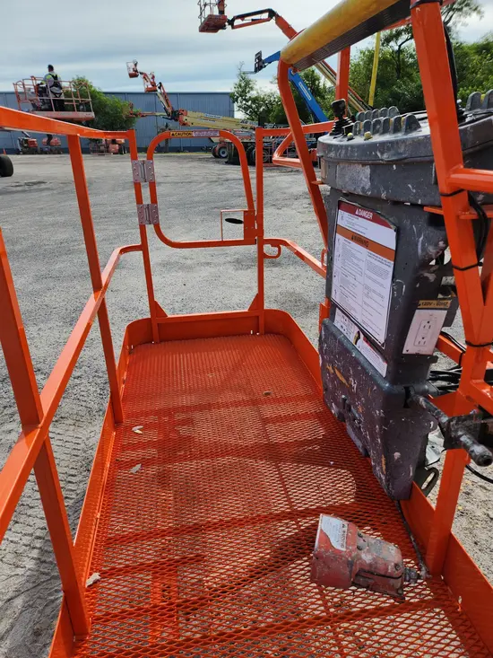 2018 JLG 860SJ Boom Lift