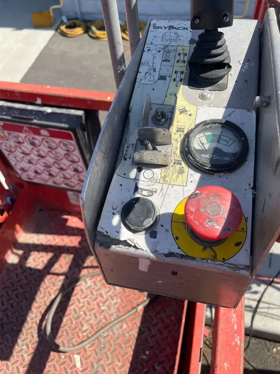 2018 Skyjack SJIII3219 Scissor Lift