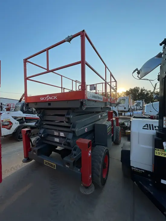 2018 Skyjack SJ8841RT Rough Terrain Scissor Lift
