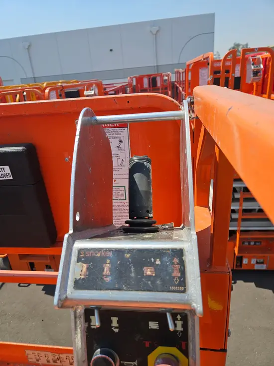 2018 Snorkel S4732E Scissor Lift