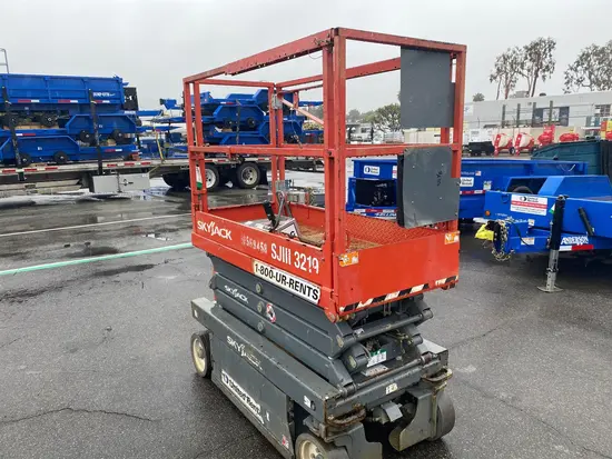 2017 Skyjack SJIII3219 Scissor Lift