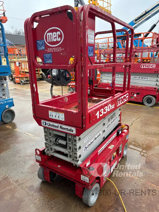 2018 MEC 1330SE Scissor Lift