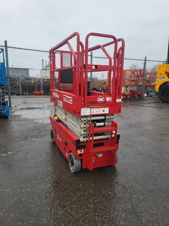2020 MEC 1930SE Scissor Lift