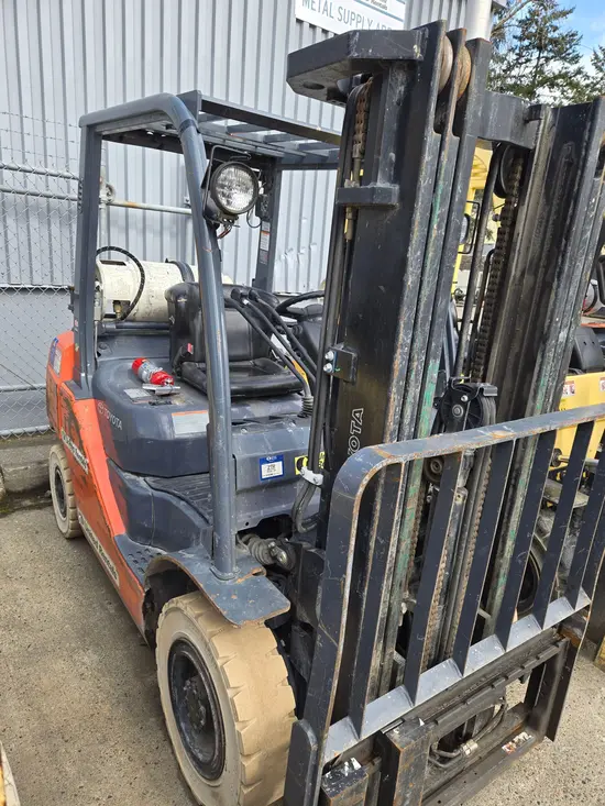 2020 Toyota 8FGU25 Warehouse Forklift
