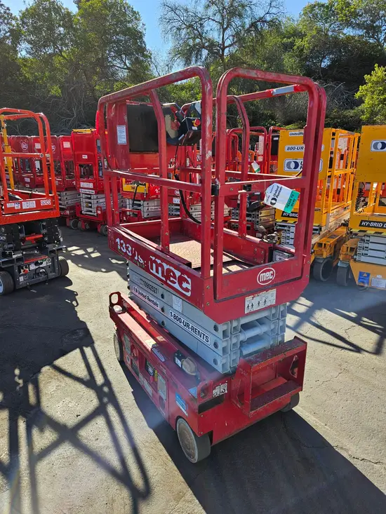 2019 MEC 1330SE Scissor Lift