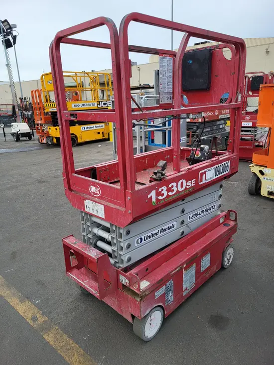 2019 MEC 1330SE Scissor Lift