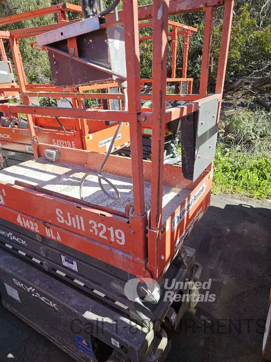 2017 Skyjack SJIII3219 Scissor Lift