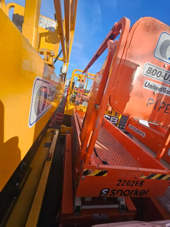 2019 Snorkel S3219E Scissor Lift
