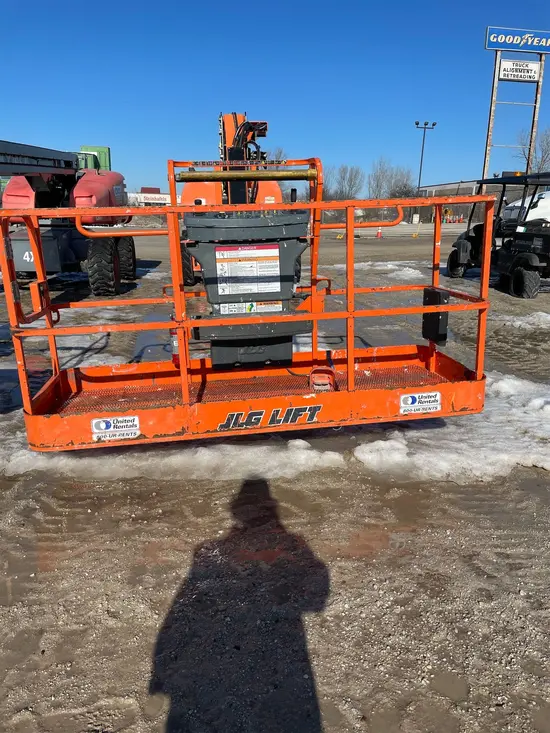 2018 JLG 860SJ Boom Lift