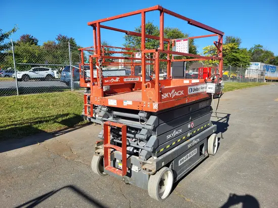 2016 Skyjack SJIII4632 Scissor Lift