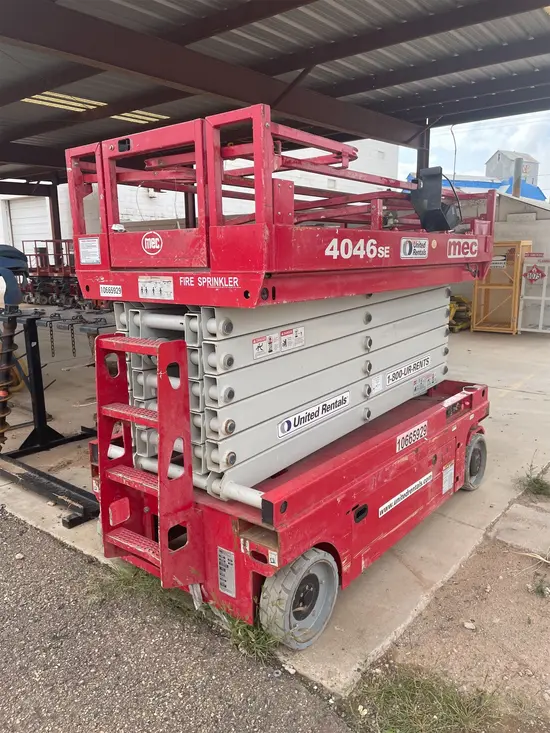 2017 MEC 4046SE Scissor Lift