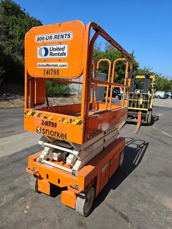 2019 Snorkel S3219E Scissor Lift