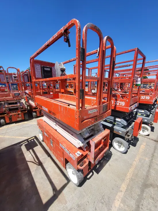 2018 Snorkel S3219E Scissor Lift