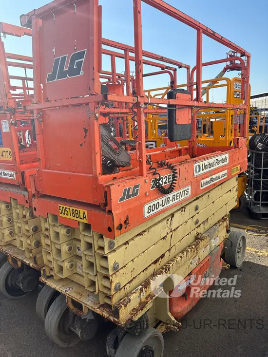 2017 JLG 2632ES Scissor Lift