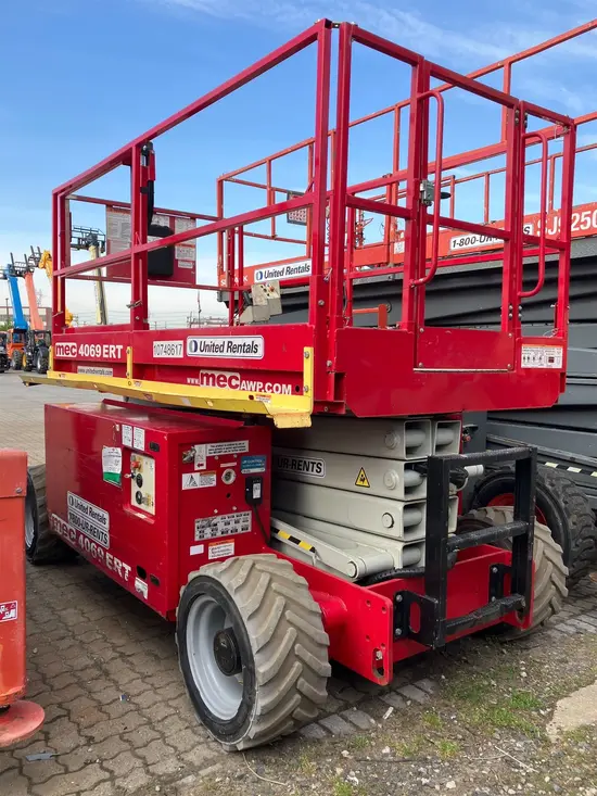 2018 MEC 4069ERT Scissor Lift