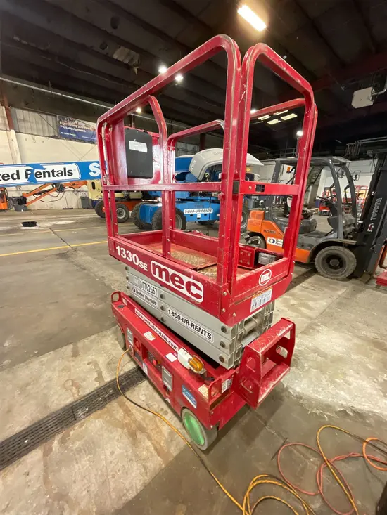 2018 MEC 1330SE Scissor Lift