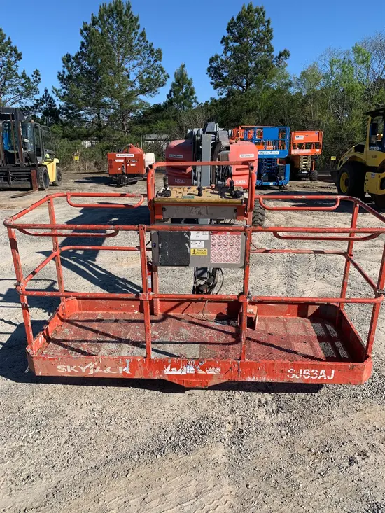 2015 Skyjack SJ63AJ Articulating Boom Lift