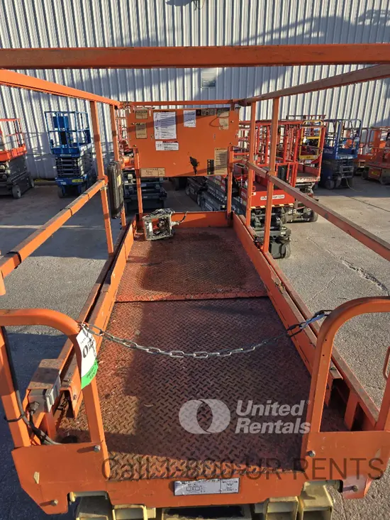 2017 JLG 2646ES Scissor Lift