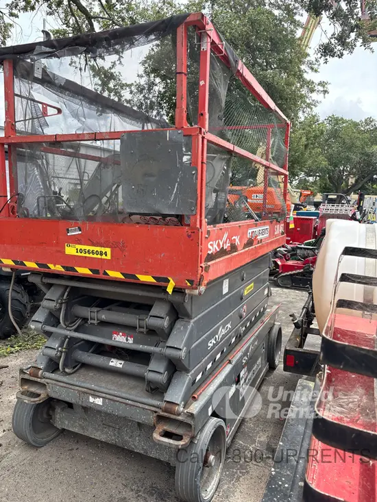 2017 Skyjack SJIII4632 Scissor Lift