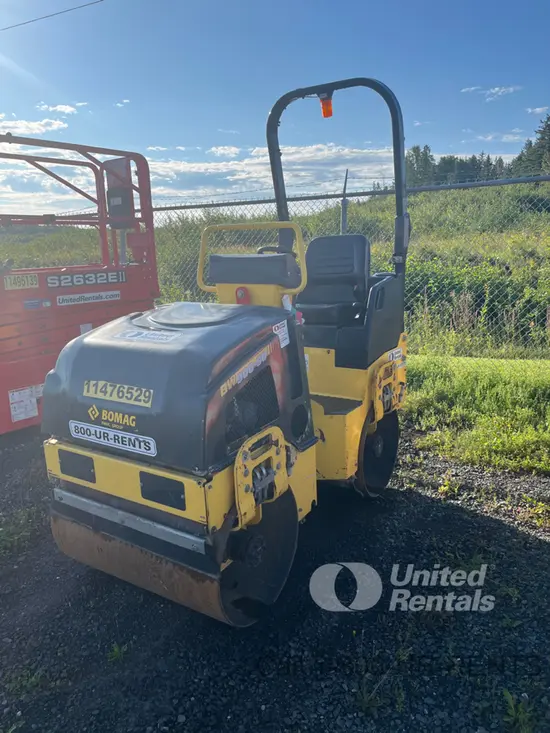 2022 BOMAG BW900-50 Double Drum Roller