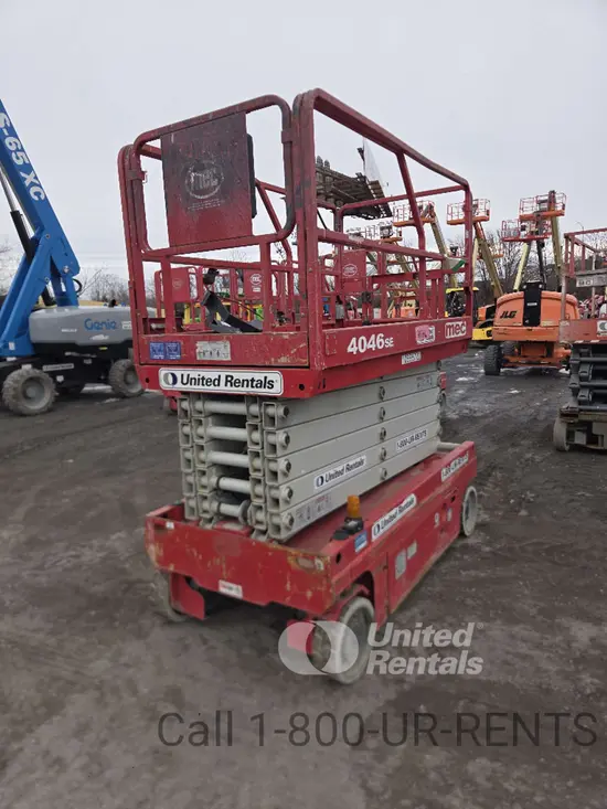 2017 MEC 4046SE Scissor Lift
