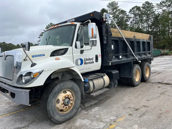 2016 International 7400SBA6X4 Truck