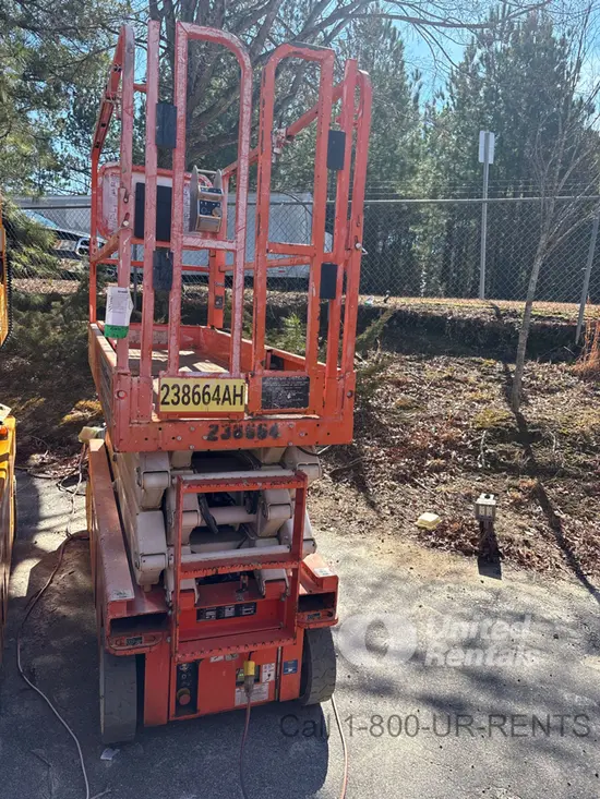 2019 Snorkel S3226E Scissor Lift