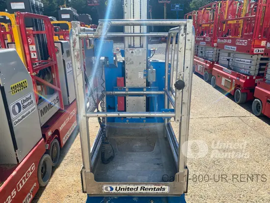 2017 Genie GR-20 Self-Propelled One-Person Lift