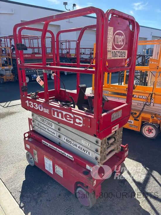 2017 MEC 1330SE Scissor Lift