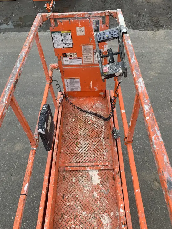 2017 JLG 2632ES Scissor Lift