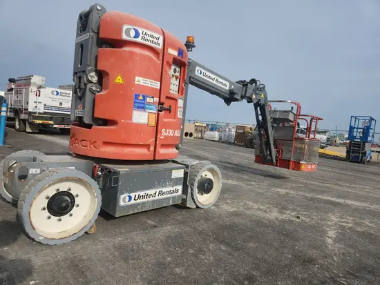 2018 Skyjack SJ30ARJE Articulating Boom Lift
