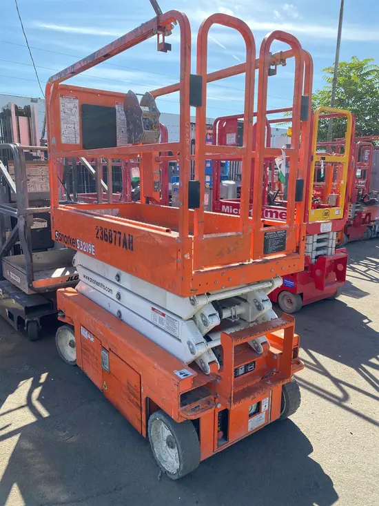 2019 Snorkel S3219E Scissor Lift