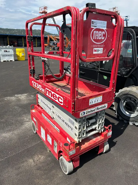 2019 MEC 1330SE Scissor Lift
