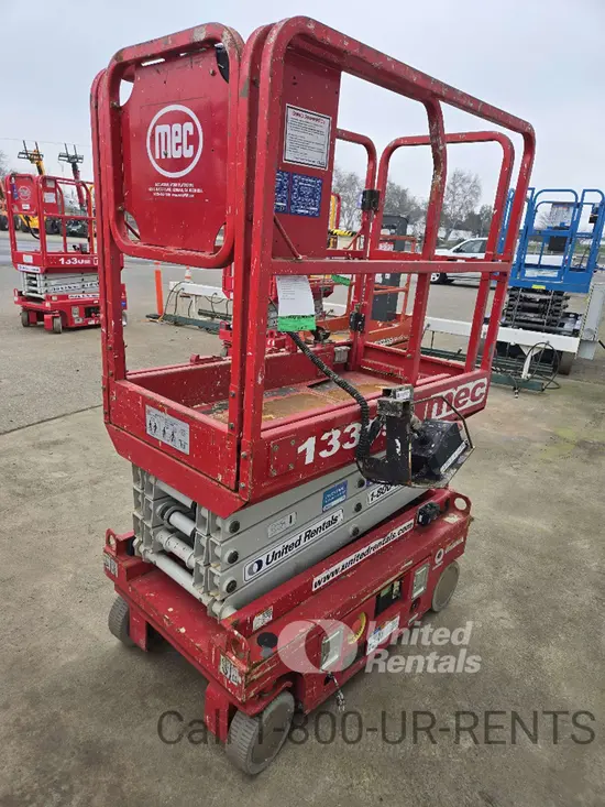 2017 MEC 1330SE Scissor Lift