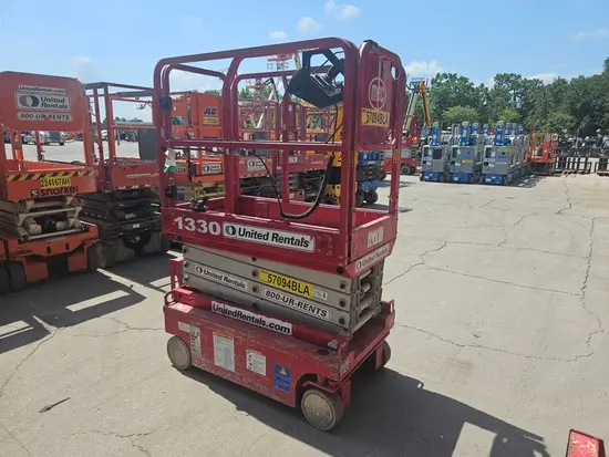 2018 MEC 1330SE Scissor Lift