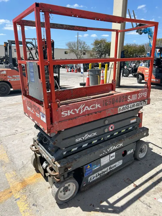 2016 Skyjack SJIII3219 Scissor Lift