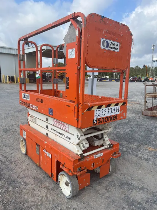 2019 Snorkel S3219E Scissor Lift