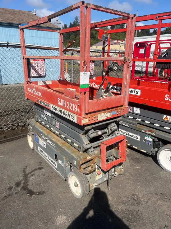 2019 Skyjack SJIII3219 Scissor Lift
