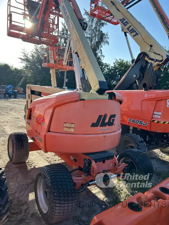 2017 JLG 450AJ Articulating Boom Lift