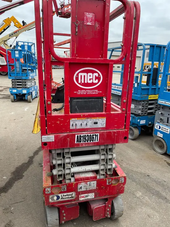 2017 MEC 1930SE Scissor Lift