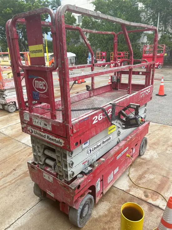 2017 MEC 2632SE Scissor Lift