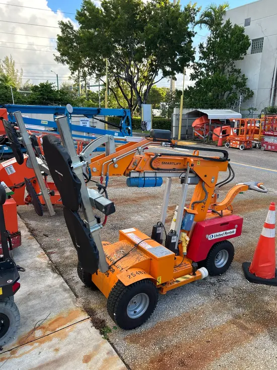 2020 SMARTLIFT SL608HL Material Lift