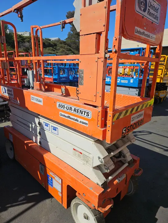2019 Snorkel S3226E Scissor Lift