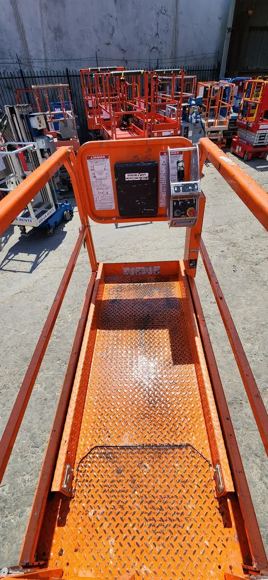2019 Snorkel S3219E Scissor Lift