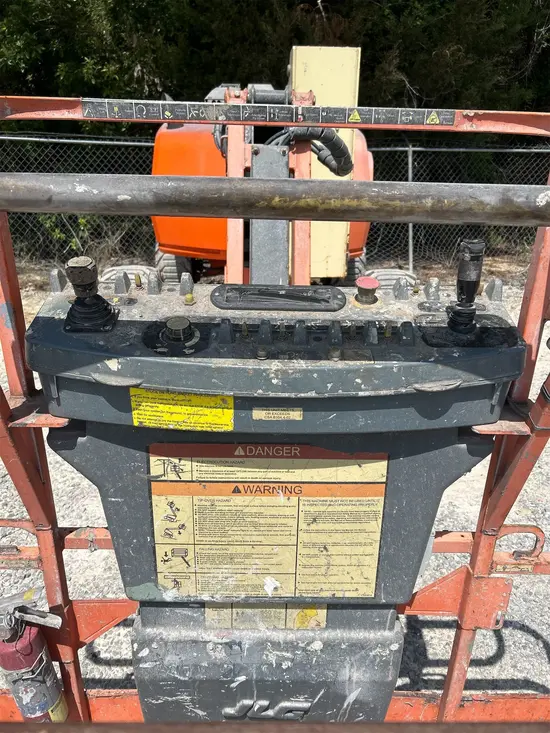 2017 JLG 450AJ Articulating Boom Lift