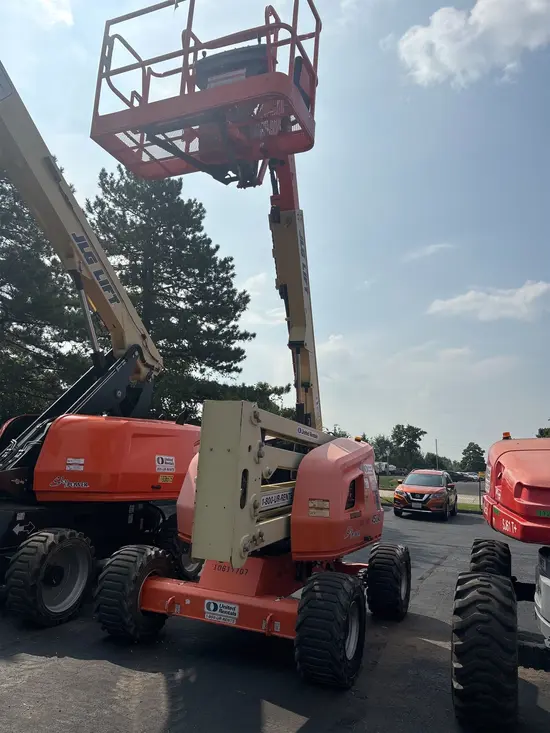 2017 JLG 450AJ Articulating Boom Lift