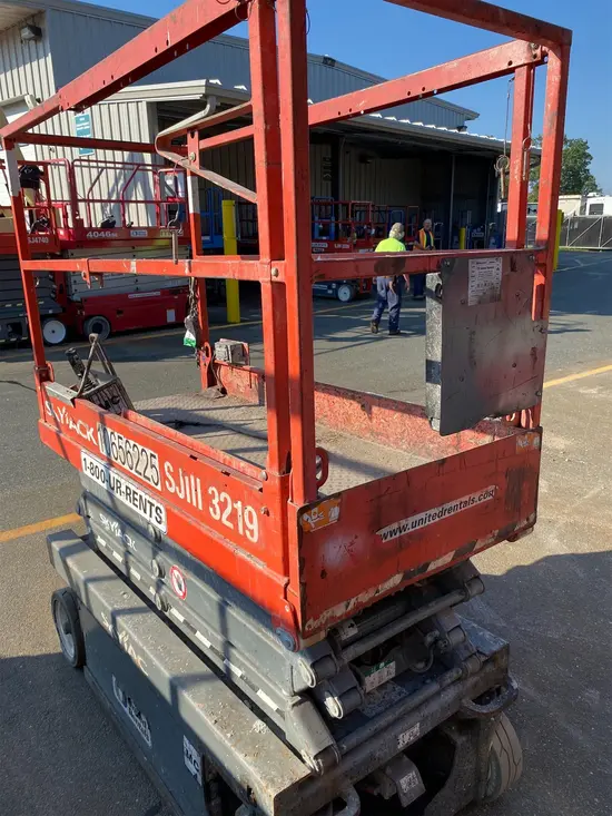 2017 Skyjack SJIII3219 Scissor Lift