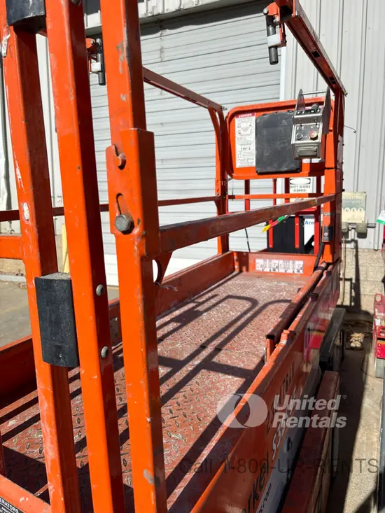 2019 Snorkel S3226E Scissor Lift